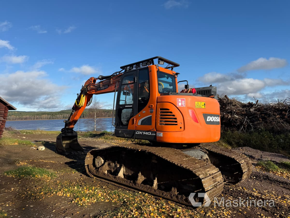 Grävmaskin Doosan DX140LCR-5 / Skördaraggregat 25RH - Bandgrävare: bild 3 Grävmaskin Doosan DX140LCR-5 / Skördaraggregat 25RH - Bandgrävare: bild 3
