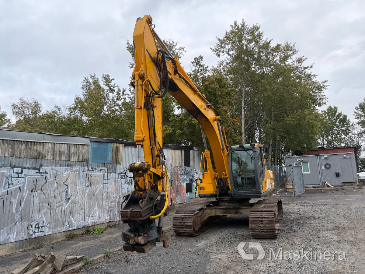 Grävmaskin JCB JS200 LC - Bandgrävare: bild 2 Grävmaskin JCB JS200 LC - Bandgrävare: bild 2