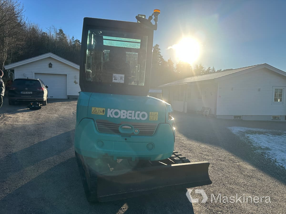 Grävmaskin Kobelco SK26 - Bandgrävare: bild 4 Grävmaskin Kobelco SK26 - Bandgrävare: bild 4
