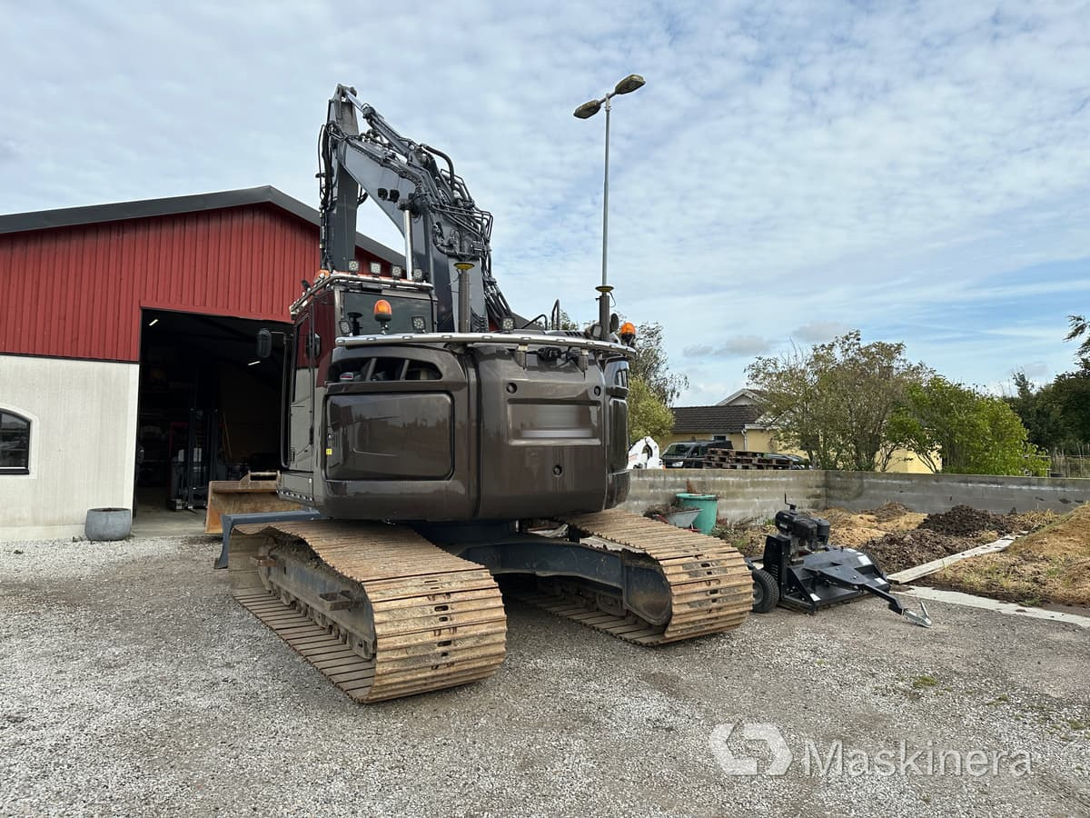 Grävmaskin Kobelco SK270SRNLC-5 - Bandgrävare: bild 3 Grävmaskin Kobelco SK270SRNLC-5 - Bandgrävare: bild 3