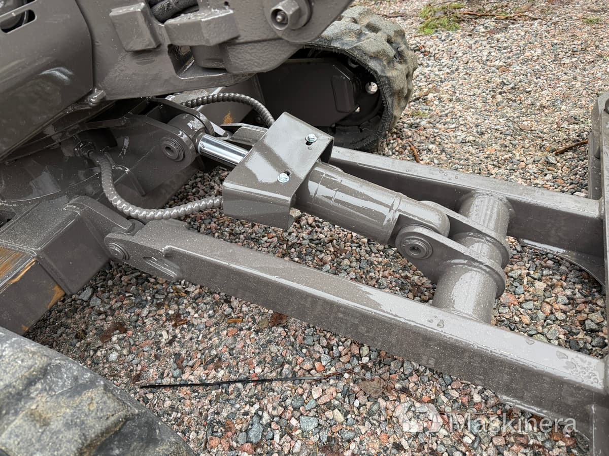 Bandgrävare Grävmaskin Volvo EC18C med redskap: bild 13 Bandgrävare Grävmaskin Volvo EC18C med redskap: bild 13