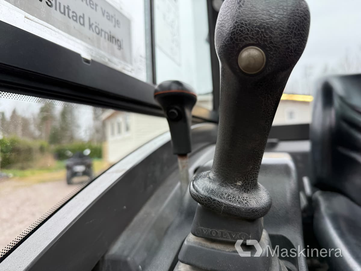 Bandgrävare Grävmaskin Volvo EC18C med redskap: bild 48 Bandgrävare Grävmaskin Volvo EC18C med redskap: bild 48