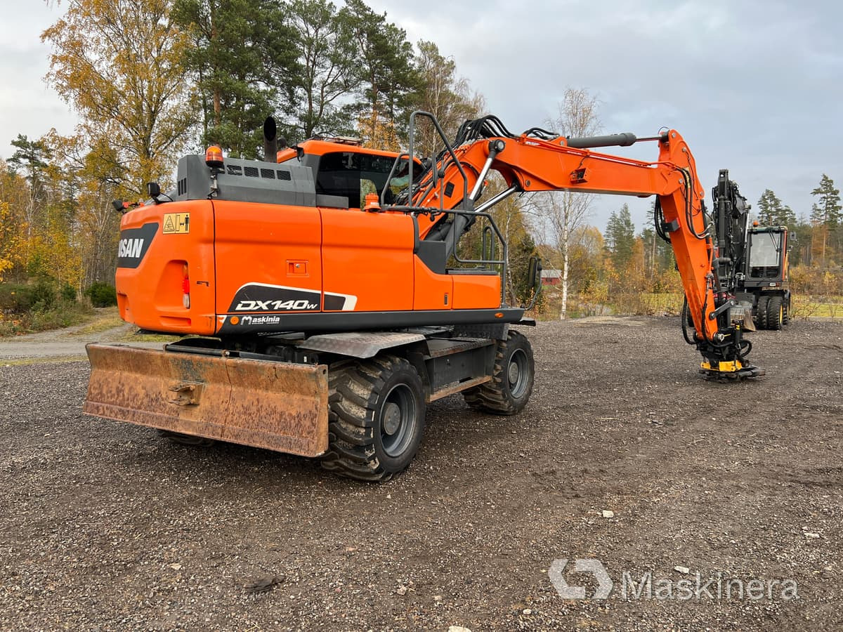 Hjulgrävare Doosan DX140-5 - Bandgrävare: bild 5 Hjulgrävare Doosan DX140-5 - Bandgrävare: bild 5