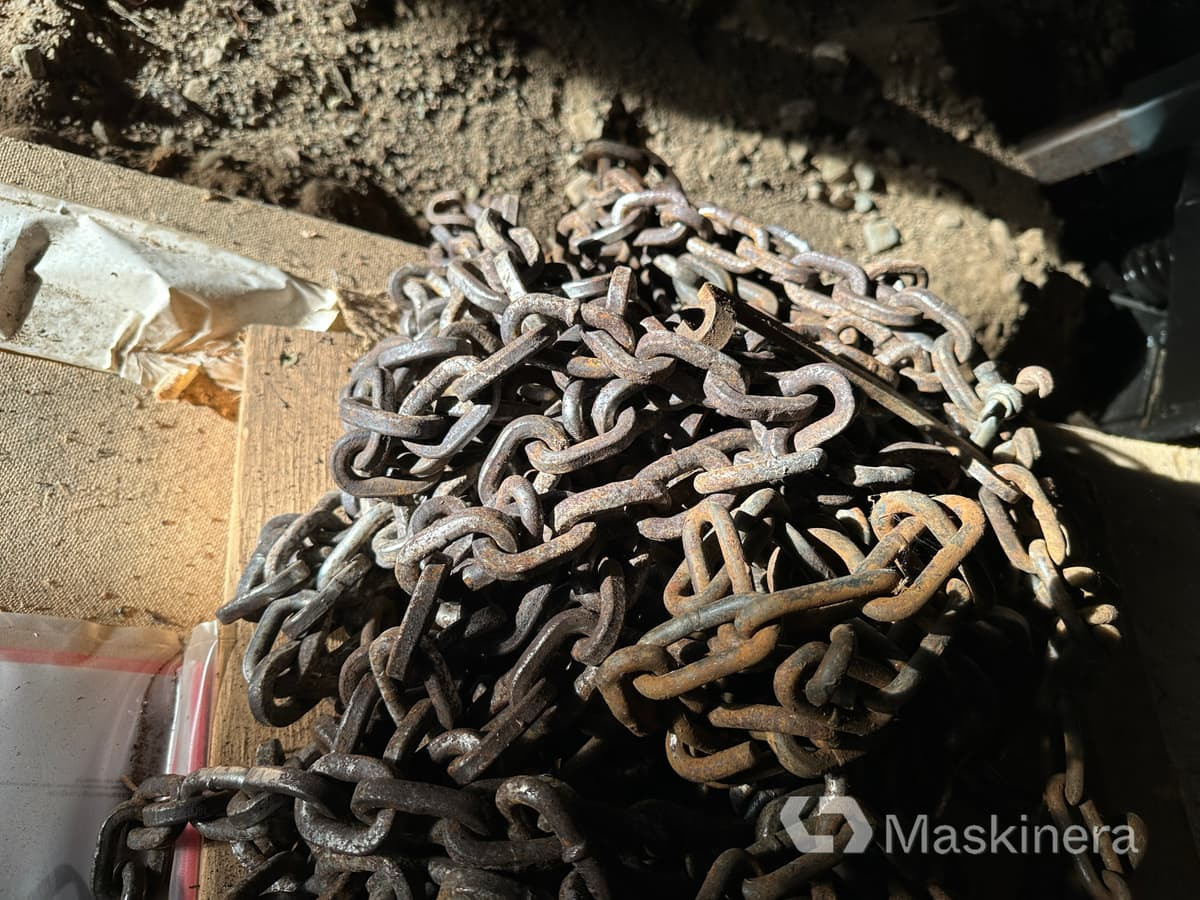 Kedjor till 20.5R25 - Verktyg/ Utrustning: bild 2 Kedjor till 20.5R25 - Verktyg/ Utrustning: bild 2