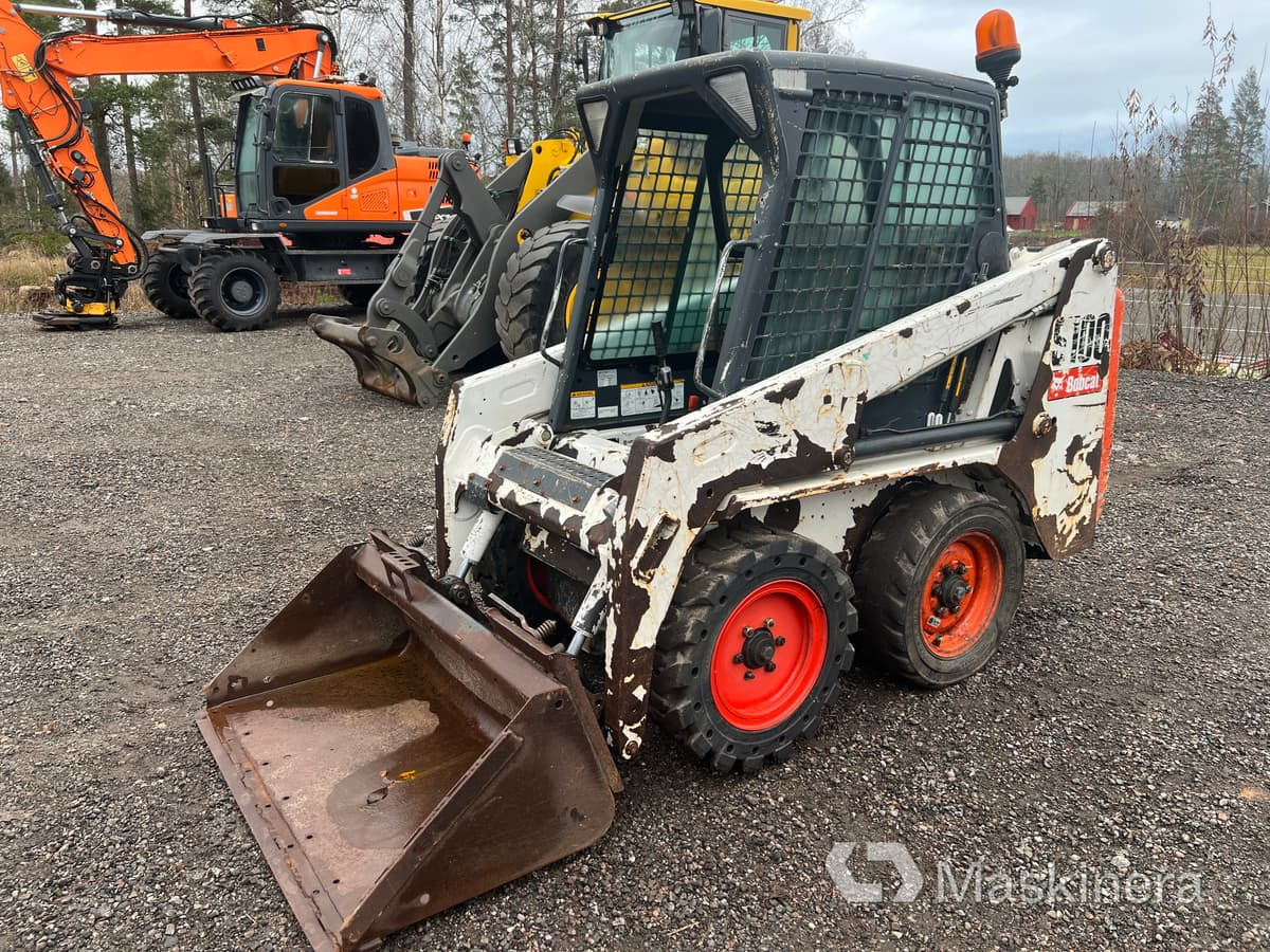 Kompaktlastare Bobcat S100 - Kompaktlastare/ Slirstyrda lastare: bild 1 Kompaktlastare Bobcat S100 - Kompaktlastare/ Slirstyrda lastare: bild 1