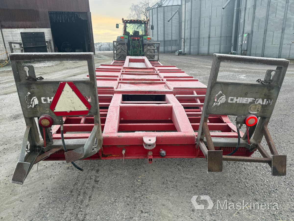 Maskintrailer till traktor Chieftain - Lantbruksmaskiner: bild 3 Maskintrailer till traktor Chieftain - Lantbruksmaskiner: bild 3