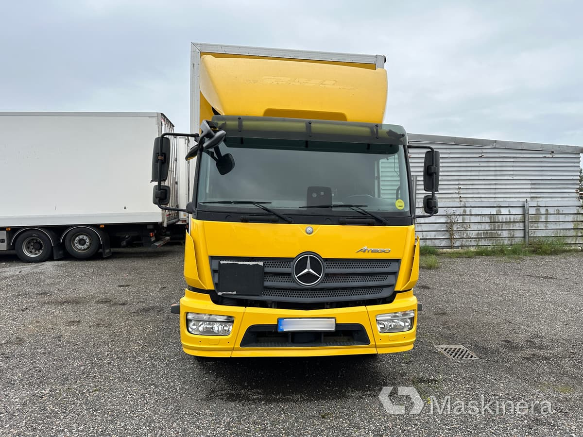 Lastbil Mercedes-Benz Atego - Lastbil med skåp: bild 2 Lastbil Mercedes-Benz Atego - Lastbil med skåp: bild 2