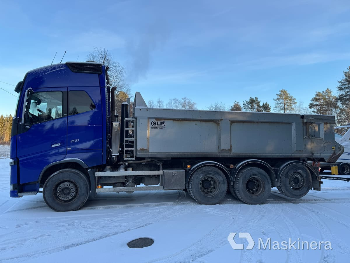 Lastbil Volvo FH16 750 med vagn - Tippbil lastbil, Lastväxlarsläp/ Liftdumpersläp: bild 2 Lastbil Volvo FH16 750 med vagn - Tippbil lastbil, Lastväxlarsläp/ Liftdumpersläp: bild 2