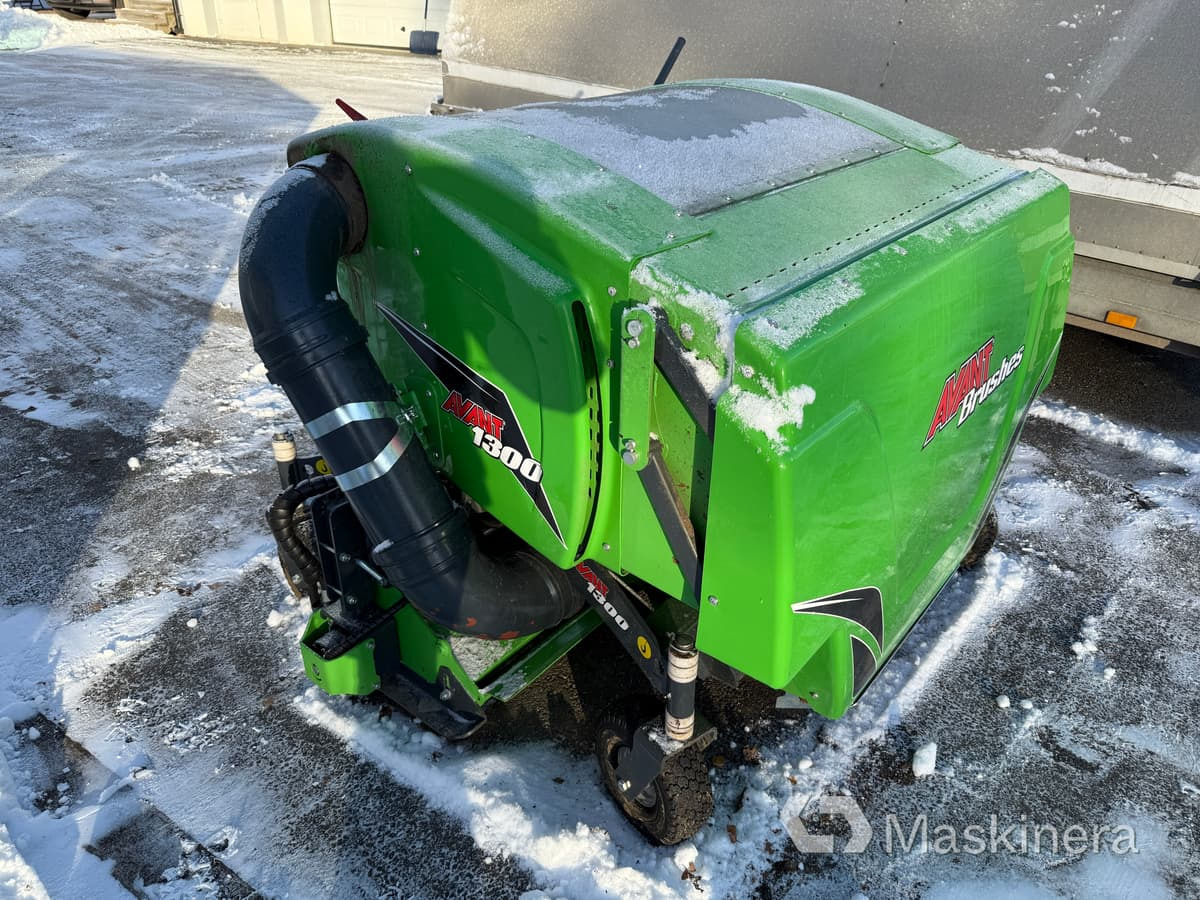 Lövsug 1300mm Avantfäste - Trädgårdsmaskin: bild 3 Lövsug 1300mm Avantfäste - Trädgårdsmaskin: bild 3