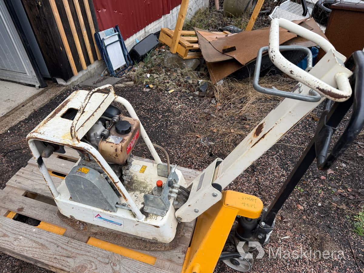 Markvibrator Swepac FB 145 - Vibroplatta: bild 2 Markvibrator Swepac FB 145 - Vibroplatta: bild 2