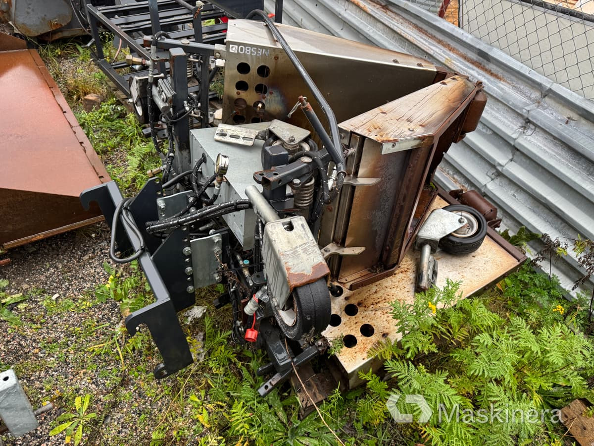 Ogräsbrännare Nesbo GF450E / GF600E - Trädgårdsmaskin: bild 3 Ogräsbrännare Nesbo GF450E / GF600E - Trädgårdsmaskin: bild 3