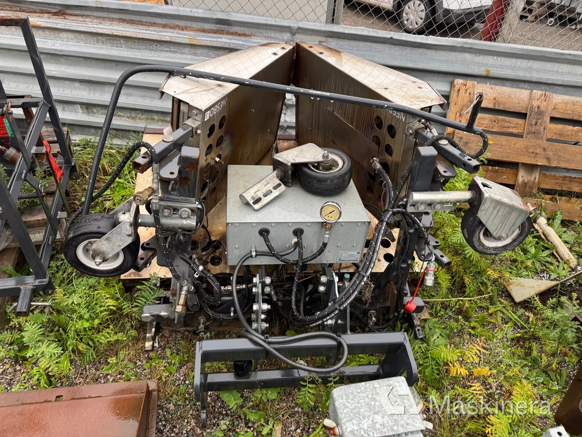 Ogräsbrännare Nesbo GF450E / GF600E - Trädgårdsmaskin: bild 1 Ogräsbrännare Nesbo GF450E / GF600E - Trädgårdsmaskin: bild 1