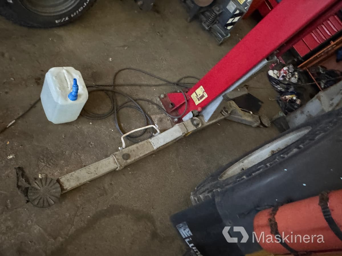 STools Tvåpelarlyft ScandicTools LF-140FE - Garage & Verkstadsutrustning: bild 5 STools Tvåpelarlyft ScandicTools LF-140FE - Garage & Verkstadsutrustning: bild 5