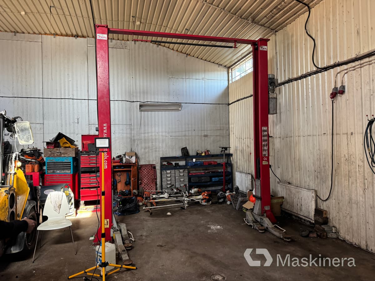 STools Tvåpelarlyft ScandicTools LF-140FE - Garage & Verkstadsutrustning: bild 1 STools Tvåpelarlyft ScandicTools LF-140FE - Garage & Verkstadsutrustning: bild 1