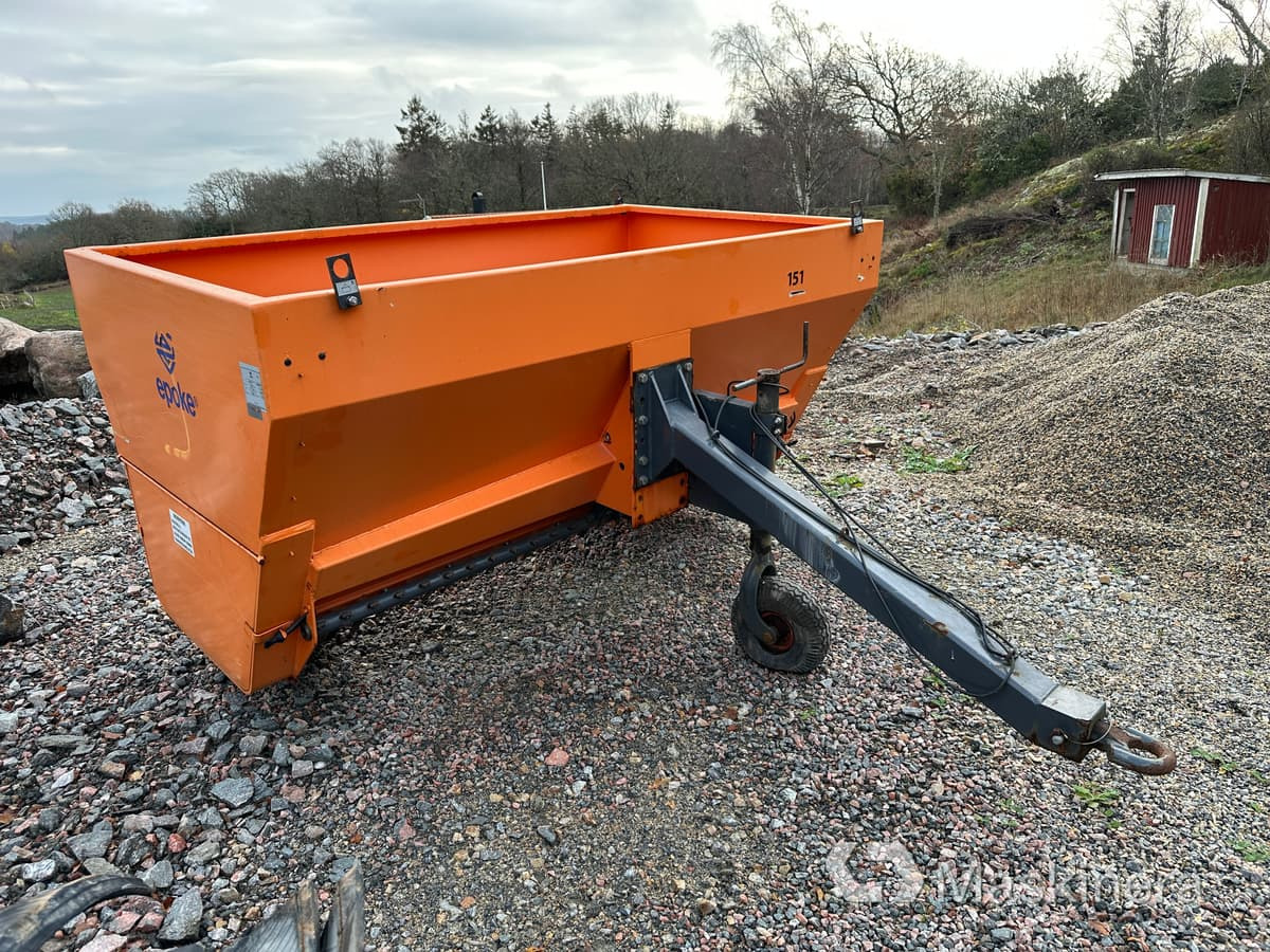 Sandspridare bogserbar Epoke SKE20 - Sand-/ Saltspridare: bild 1 Sandspridare bogserbar Epoke SKE20 - Sand-/ Saltspridare: bild 1