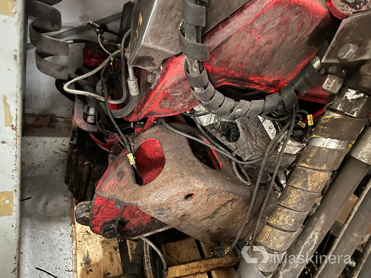 Skördaraggregat SP 451 (reservdelsobjekt) - Skördaraggregat: bild 2 Skördaraggregat SP 451 (reservdelsobjekt) - Skördaraggregat: bild 2