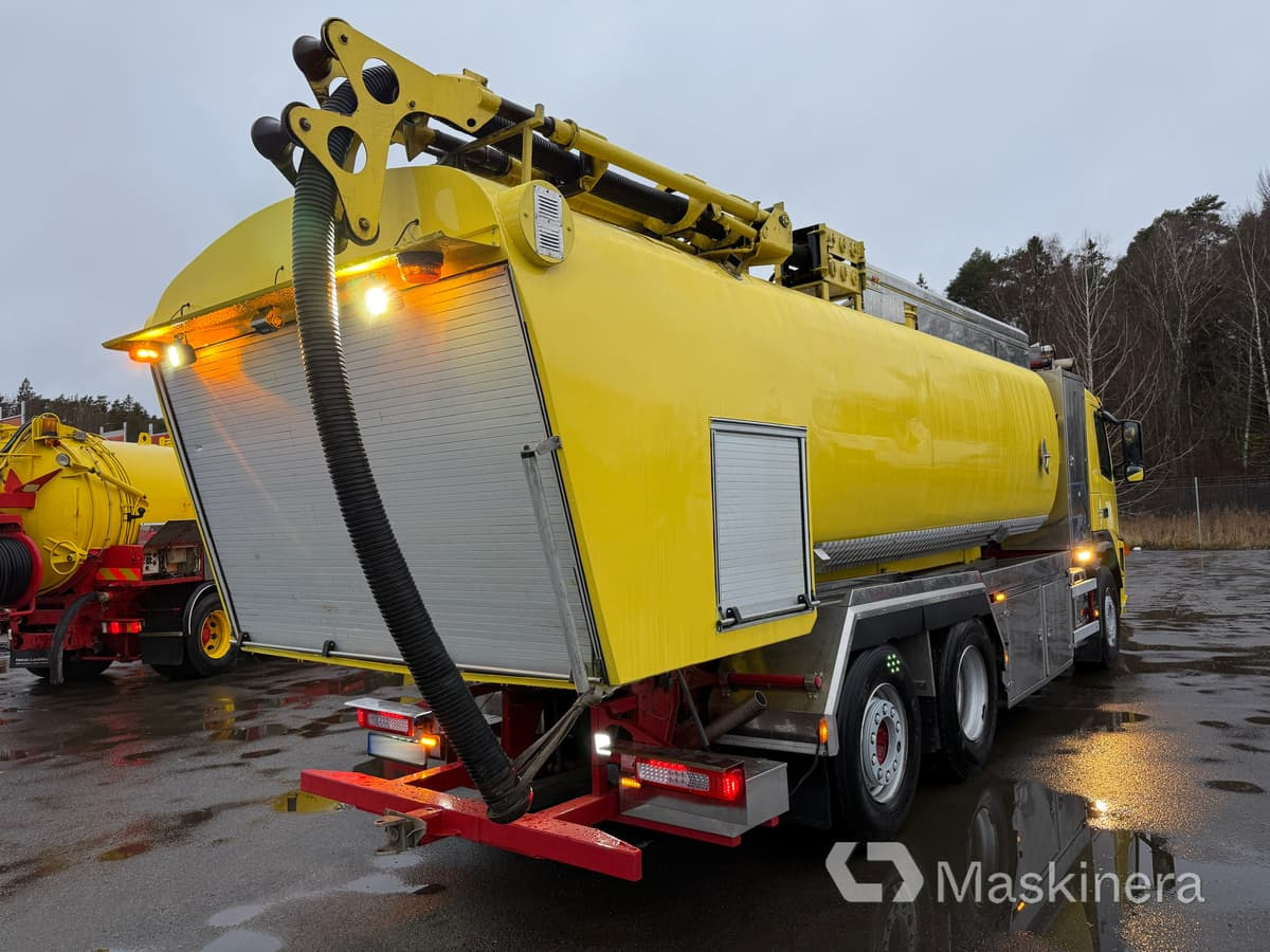 Slamsug / Spolbil med kran Volvo FM 380 6X2 - Sugbil: bild 5 Slamsug / Spolbil med kran Volvo FM 380 6X2 - Sugbil: bild 5