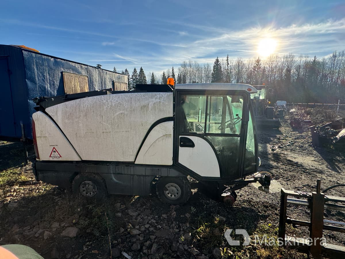 Sopmaskin Johnston Compact 142A 101T (Rep. objekt) - Sopmaskin: bild 4 Sopmaskin Johnston Compact 142A 101T (Rep. objekt) - Sopmaskin: bild 4