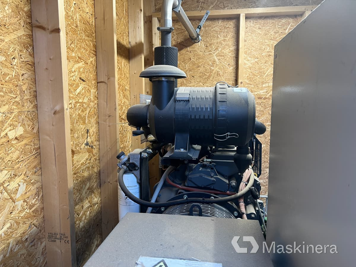 Stationärt reservkraftverk GP84 75 kVA - Elgenerator: bild 4 Stationärt reservkraftverk GP84 75 kVA - Elgenerator: bild 4