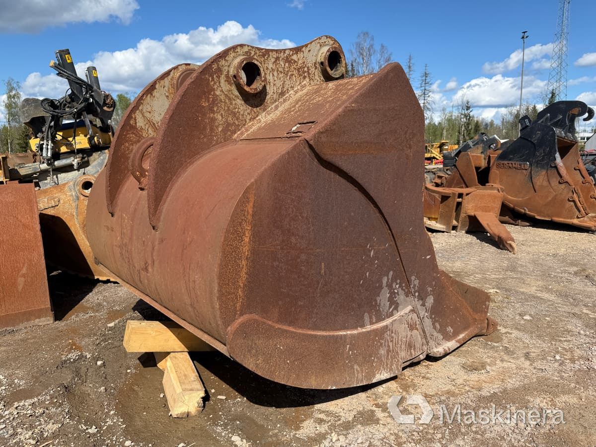 Tandad bergskopa - Grävmaskinsskopa: bild 3 Tandad bergskopa - Grävmaskinsskopa: bild 3