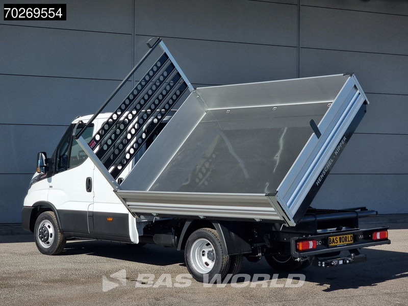 Iveco Daily 35C21 3 zijdige Kipper Dubbel Cabine 210PK 3.0L Dubbellucht Airco Cruise LED Camera Tipper Benne Kieper 2m3 Airco Trekhaak - Transportbil med tippflak: bild 2 Iveco Daily 35C21 3 zijdige Kipper Dubbel Cabine 210PK 3.0L Dubbellucht Airco Cruise LED Camera Tipper Benne Kieper 2m3 Airco Trekhaak - Transportbil med tippflak: bild 2