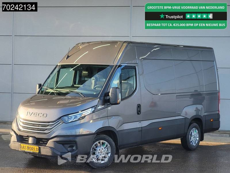 Iveco Daily 35S21 3.0L Automaat L2H2 210PK 2025-Model 3,5t Trekgewicht ACC LED Navi LM-Velgen Camera Euro6 L2 12m3 Airco - Skåpbil: bild 1 Iveco Daily 35S21 3.0L Automaat L2H2 210PK 2025-Model 3,5t Trekgewicht ACC LED Navi LM-Velgen Camera Euro6 L2 12m3 Airco - Skåpbil: bild 1
