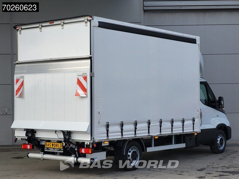 Iveco Daily 35S21 3.0L Automaat Schuifzeilen Laadklep 210PK 2025-Model ACC LED CarPlay Euro6 Schuifzeil Koffer Meubelbak Bakwagen 22m3 Airco - Transportbil med kapell: bild 5 Iveco Daily 35S21 3.0L Automaat Schuifzeilen Laadklep 210PK 2025-Model ACC LED CarPlay Euro6 Schuifzeil Koffer Meubelbak Bakwagen 22m3 Airco - Transportbil med kapell: bild 5