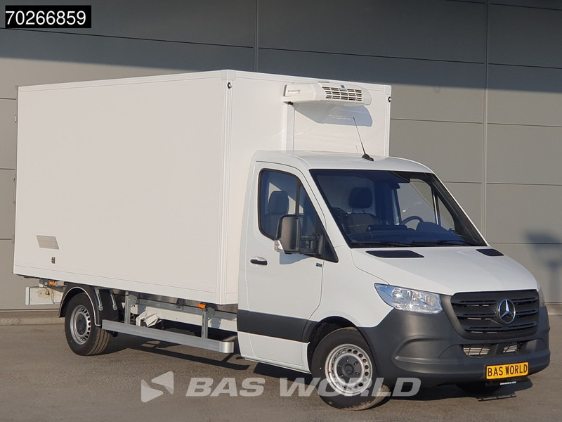Mercedes-Benz Sprinter 315 CDI Koelwagen Achterdeuren Thermo King C-250 Airco Carplay MBUX Koel Koeler Kühl Kühler Kühlwagen Kühlkoffer 17m3 Airco - Kylbil: bild 5 Mercedes-Benz Sprinter 315 CDI Koelwagen Achterdeuren Thermo King C-250 Airco Carplay MBUX Koel Koeler Kühl Kühler Kühlwagen Kühlkoffer 17m3 Airco - Kylbil: bild 5