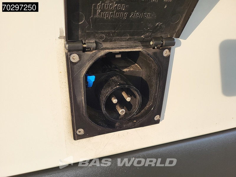 Kylbil Mercedes-Benz Sprinter 316 CDI Koelwagen Kerstner 230v Stekker 160PK L2H2 Airco Camera MBUX CarPlay Euro6 L2 Koel Koeler Kühl Kühler Kühlwagen Euro6 Ai: bild 9 Kylbil Mercedes-Benz Sprinter 316 CDI Koelwagen Kerstner 230v Stekker 160PK L2H2 Airco Camera MBUX CarPlay Euro6 L2 Koel Koeler Kühl Kühler Kühlwagen Euro6 Ai: bild 9