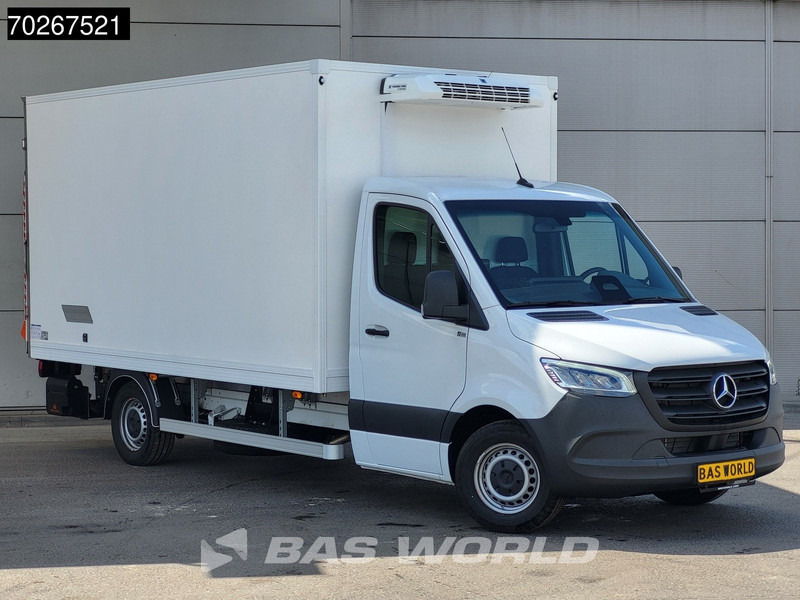 Mercedes-Benz Sprinter 317 CDI Koelwagen Vriezer Laadklep Thermo King V-200 MAX 230V Stekker LED Airco 10inch MBUX CarPlay Euro6 Koel Koeler Kühl Kühle - Kylbil: bild 5 Mercedes-Benz Sprinter 317 CDI Koelwagen Vriezer Laadklep Thermo King V-200 MAX 230V Stekker LED Airco 10inch MBUX CarPlay Euro6 Koel Koeler Kühl Kühle - Kylbil: bild 5