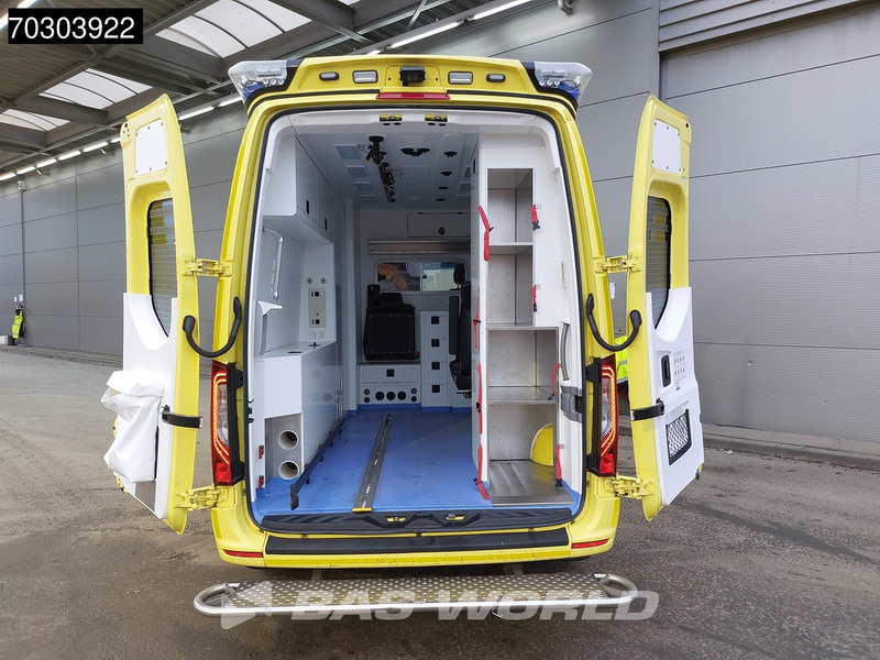 Mercedes-Benz Sprinter 319 CDI 3.0L V6 Ambulance 190PK L2H2 LED Airco Cruise Camera MBUX CarPlay Euro6 Krankenwagen Rettungswagen L2 8m3 Airco Cruise c - Ambulans: bild 3 Mercedes-Benz Sprinter 319 CDI 3.0L V6 Ambulance 190PK L2H2 LED Airco Cruise Camera MBUX CarPlay Euro6 Krankenwagen Rettungswagen L2 8m3 Airco Cruise c - Ambulans: bild 3