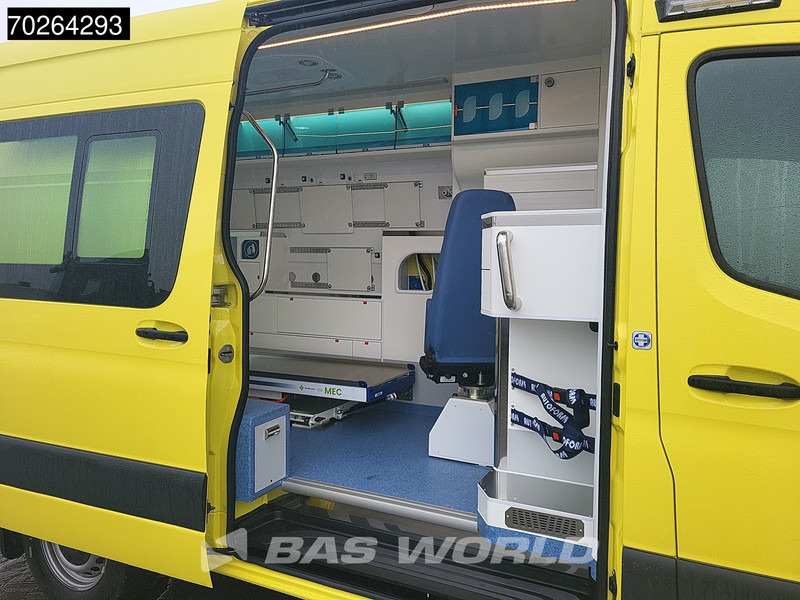 Mercedes-Benz Sprinter 319 CDI Automaat Nieuw! Complete Ambulance Ziekenwagen Rettungswagen Krankenwagen Airco - Ambulans: bild 5 Mercedes-Benz Sprinter 319 CDI Automaat Nieuw! Complete Ambulance Ziekenwagen Rettungswagen Krankenwagen Airco - Ambulans: bild 5
