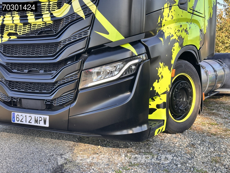 Iveco S-Way 460 4X2 Metallica Edition! LNG Full-Air Retarder 2xTanks Standklima Euro 6 - Dragbil: bild 5 Iveco S-Way 460 4X2 Metallica Edition! LNG Full-Air Retarder 2xTanks Standklima Euro 6 - Dragbil: bild 5