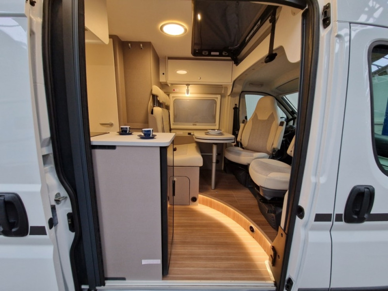 Etrusco CV 600 DB - Campingbil: bild 5 Etrusco CV 600 DB - Campingbil: bild 5