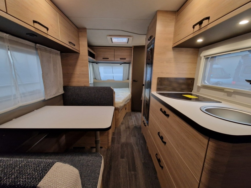 Weinsberg CaraOne 500 FDK - Husvagn: bild 5 Weinsberg CaraOne 500 FDK - Husvagn: bild 5