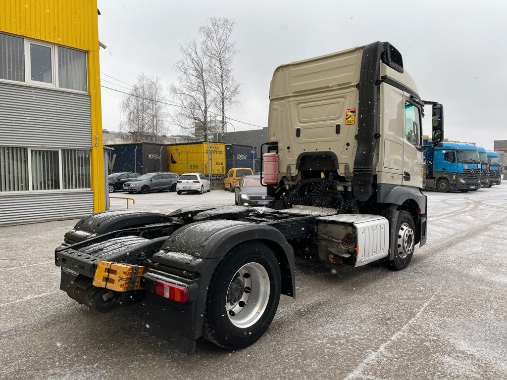 Mercedes-Benz Actros 1843 ADR 7 unit - Dragbil: bild 3 Mercedes-Benz Actros 1843 ADR 7 unit - Dragbil: bild 3