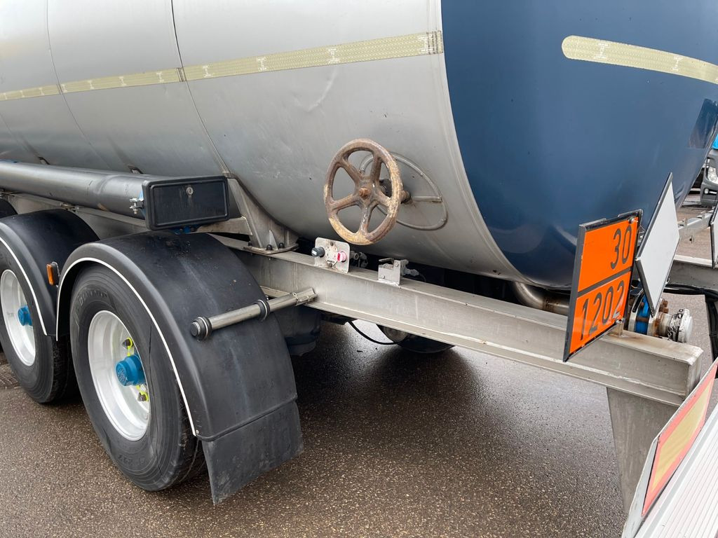 Magyar ADR 7 units - Tanktrailer: bild 4 Magyar ADR 7 units - Tanktrailer: bild 4