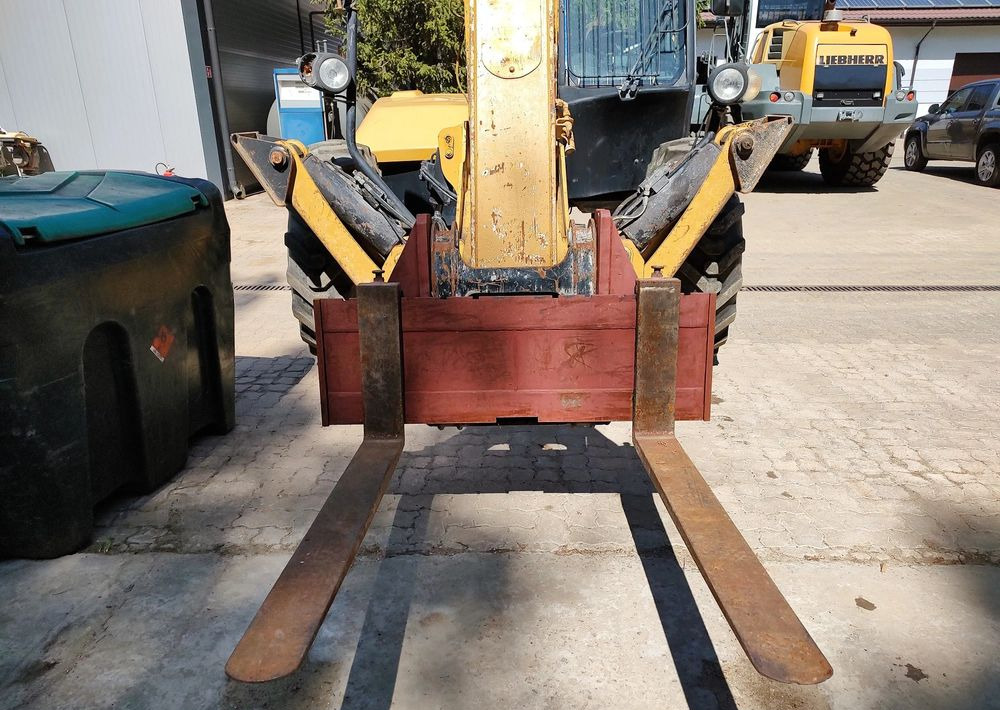 Caterpillar TH417 - Teleskoplastar: bild 3 Caterpillar TH417 - Teleskoplastar: bild 3