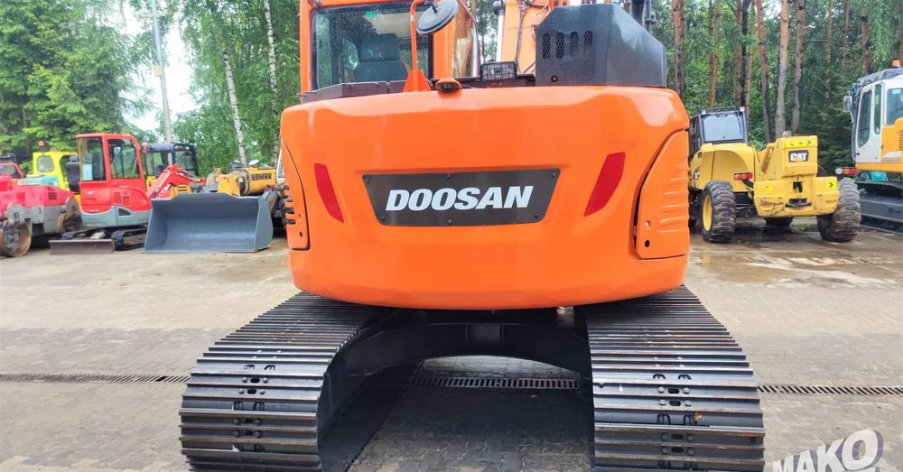 Doosan DX140LCR-5 - Bandgrävare: bild 3 Doosan DX140LCR-5 - Bandgrävare: bild 3