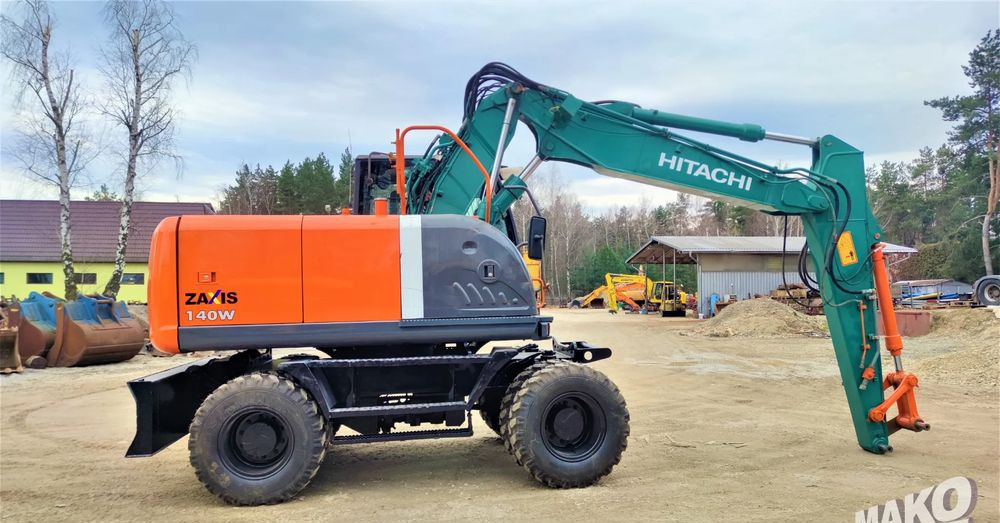 Hitachi ZX140W-3 - Grävmaskin på däck: bild 5 Hitachi ZX140W-3 - Grävmaskin på däck: bild 5