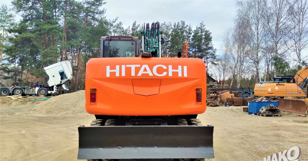 Hitachi ZX140W-3 - Grävmaskin på däck: bild 3 Hitachi ZX140W-3 - Grävmaskin på däck: bild 3