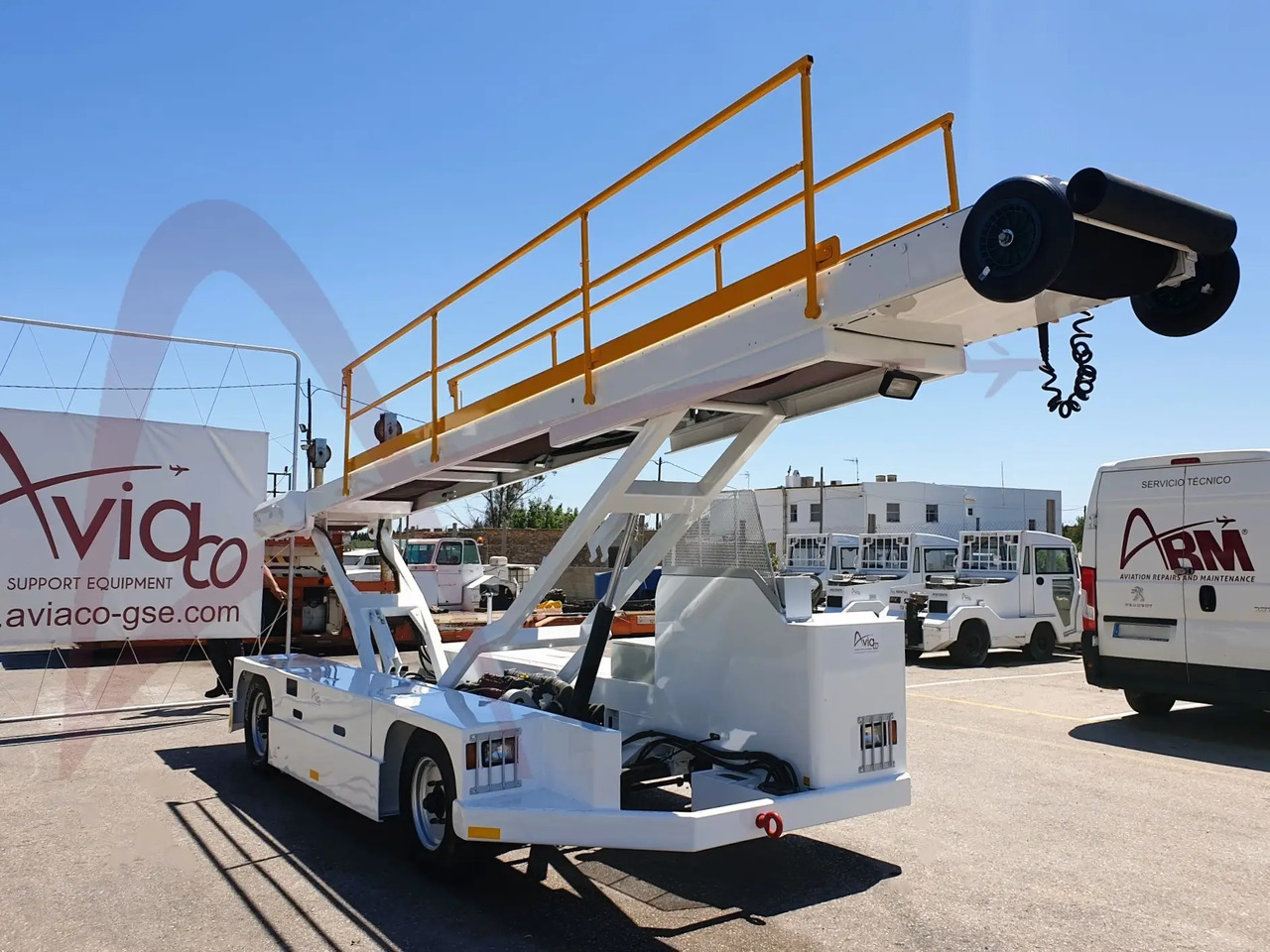 CHARLATTE CBL2000D - Transportband för flygplan: bild 1 CHARLATTE CBL2000D - Transportband för flygplan: bild 1