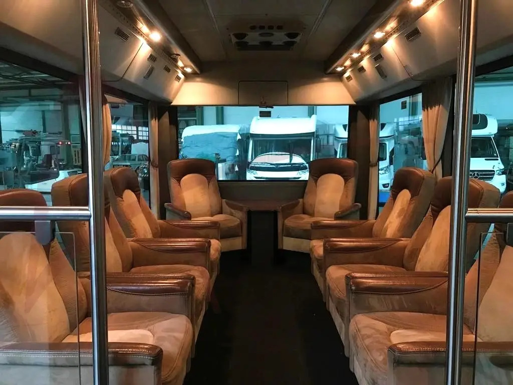 CONTRAC COBUS 2400 - Flygbuss: bild 3 CONTRAC COBUS 2400 - Flygbuss: bild 3