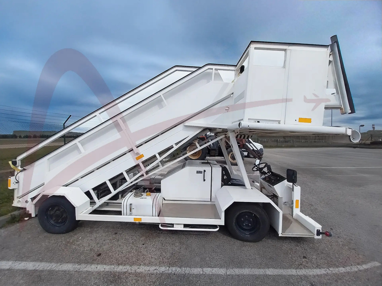 EINSA EDA-18425 - Passagerartrappa: bild 1 EINSA EDA-18425 - Passagerartrappa: bild 1