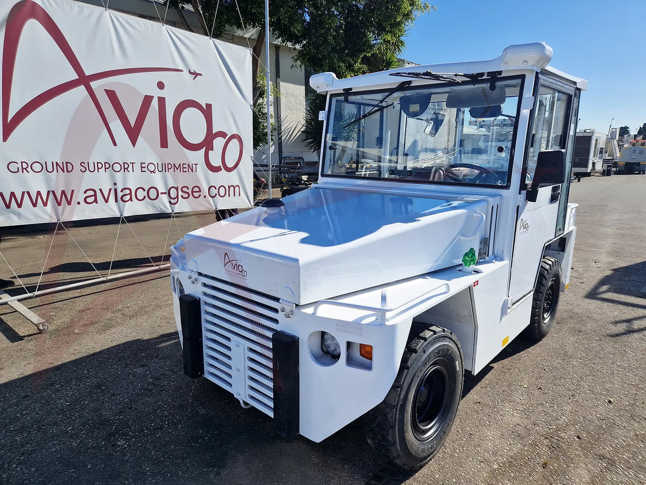 EINSA TA-5 - Bagagetraktor: bild 1 EINSA TA-5 - Bagagetraktor: bild 1