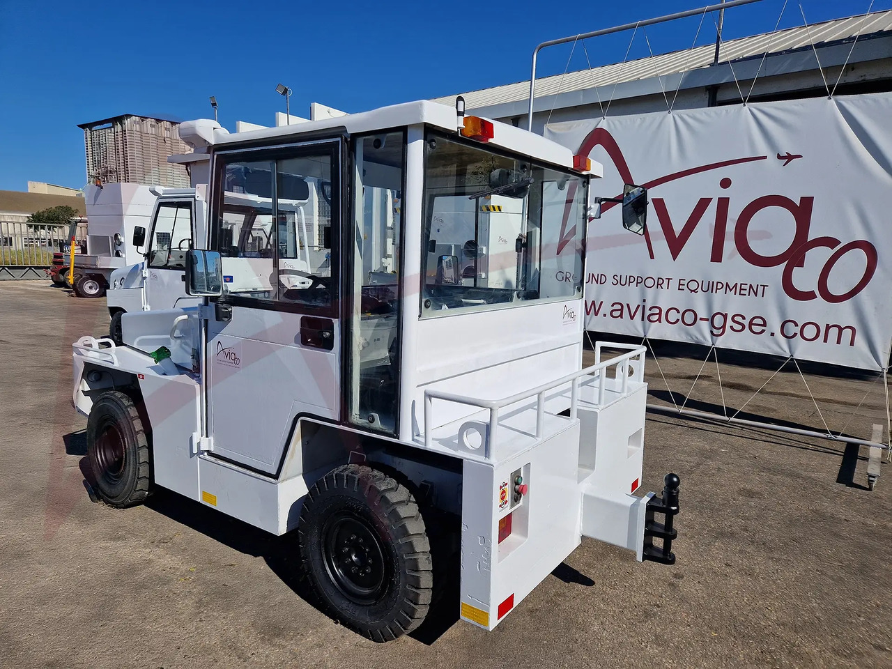 EINSA TA-5 - Bagagetraktor: bild 2 EINSA TA-5 - Bagagetraktor: bild 2