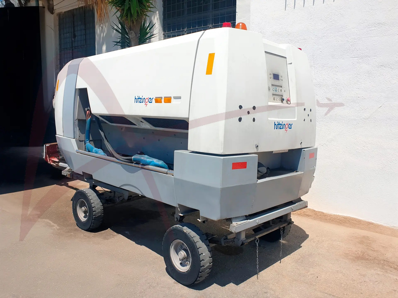 HITZINGER GPU-140SD-E18-28 - Markströmsaggregat: bild 3 HITZINGER GPU-140SD-E18-28 - Markströmsaggregat: bild 3