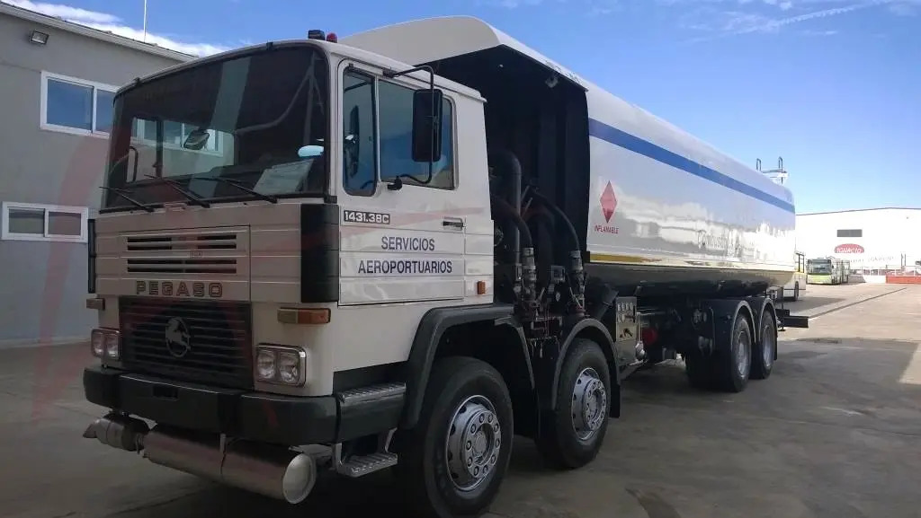 JET A1 - Tankbil: bild 1 JET A1 - Tankbil: bild 1