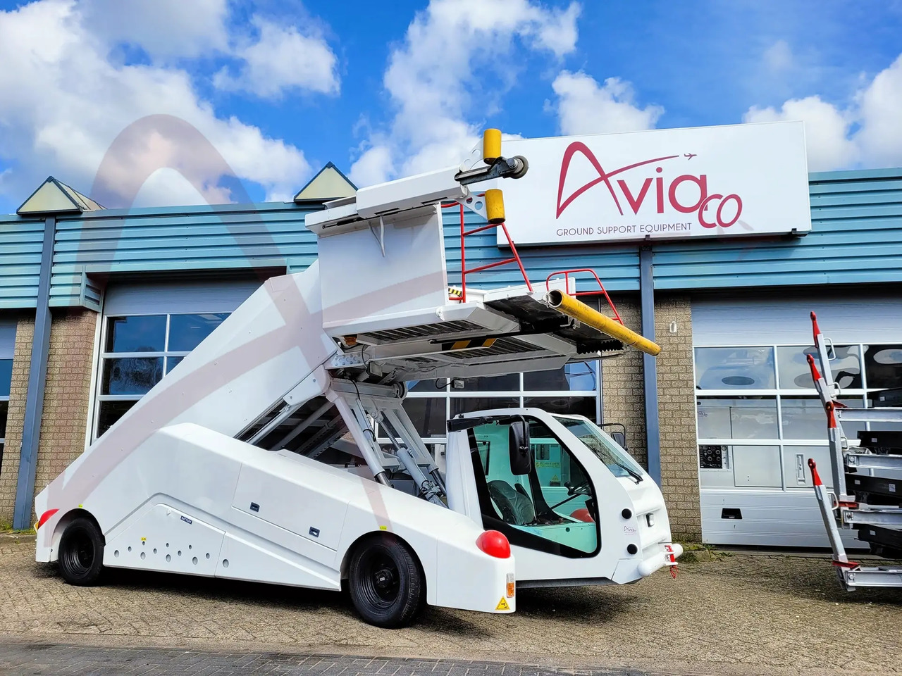 KAHLBACHER JET-STEP 180/420 - Passagerartrappa: bild 1 KAHLBACHER JET-STEP 180/420 - Passagerartrappa: bild 1