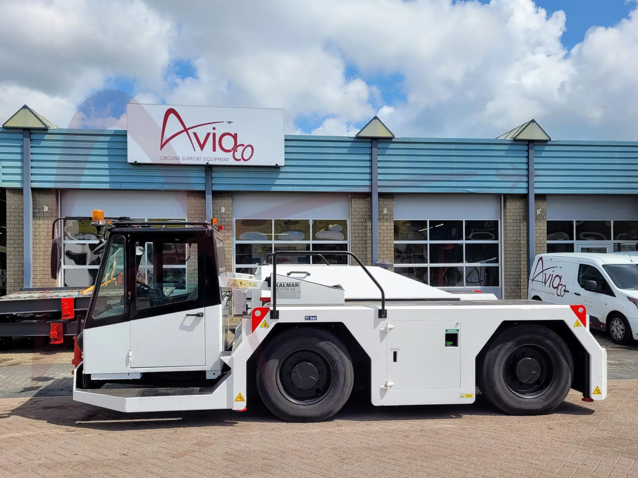 KALMAR MOTOR AB FB 250 - Pushbacktraktor: bild 4 KALMAR MOTOR AB FB 250 - Pushbacktraktor: bild 4